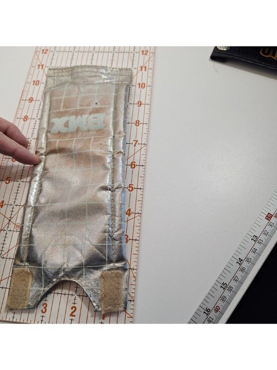 Old School 80s BMX Handlebar Crossbar Pad Silver Metallic Vintage Grid - Picture 9 of 10